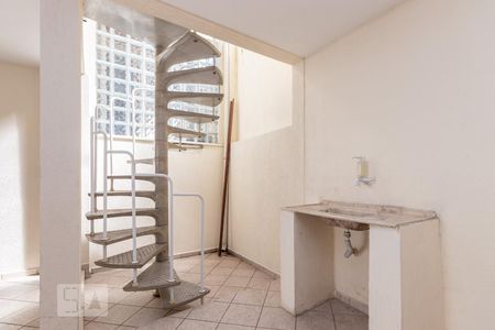 Casa de condomínio à venda com 155m², 3 quartos e 4 vagas Casa de condomínio à venda com 155m², 3 quartos e 4 vagasGaragem