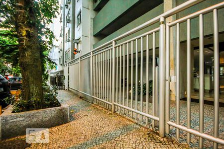 Apartamento à venda com 80m², 2 quartos e 1 vagaFachada