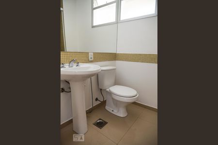 Apartamento à venda com 80m², 2 quartos e 1 vagaBanheiro Social