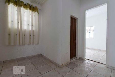 Cozinha de casa para alugar com 1 quarto, 60m² em Jardim de Lorenzo, São Paulo