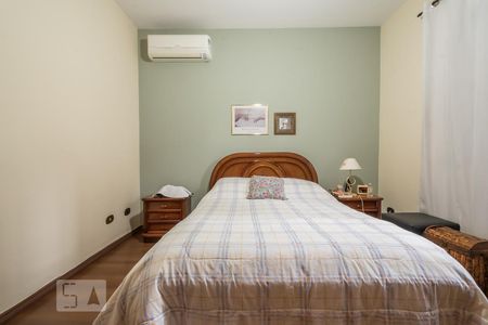 Casa à venda com 175m², 3 quartos e 2 vagas Casa à venda com 175m², 3 quartos e 2 vagasSuíte 3