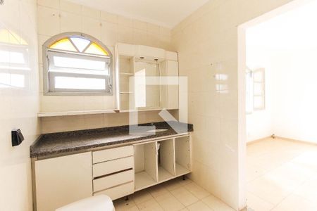 Casa à venda com 285m², 2 quartos e 3 vagas Casa à venda com 285m², 2 quartos e 3 vagasBanheiro da Suíte 2