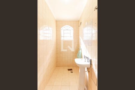 Casa à venda com 285m², 2 quartos e 3 vagas Casa à venda com 285m², 2 quartos e 3 vagasBanheiro Social