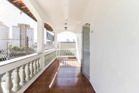 Casa à venda com 285m², 2 quartos e 3 vagas Casa à venda com 285m², 2 quartos e 3 vagasVaranda da Suíte 1