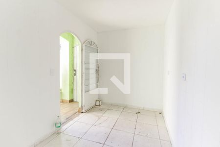 Casa à venda com 285m², 2 quartos e 3 vagas Casa à venda com 285m², 2 quartos e 3 vagasÁrea de Serviço
