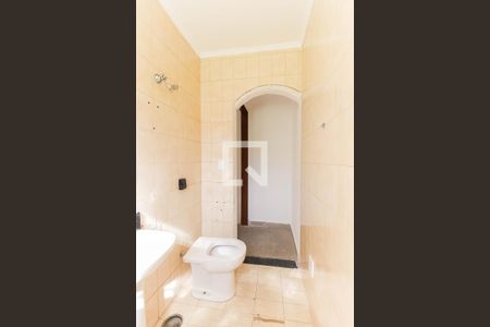 Casa à venda com 285m², 2 quartos e 3 vagas Casa à venda com 285m², 2 quartos e 3 vagasBanheiro Social