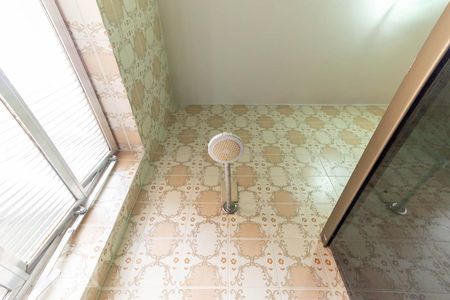 Apartamento à venda com 66m², 2 quartos e sem vaga Apartamento à venda com 66m², 2 quartos e sem vagaBanheiro