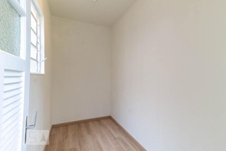 Apartamento à venda com 66m², 2 quartos e sem vaga Apartamento à venda com 66m², 2 quartos e sem vagaQuarto de Serviço