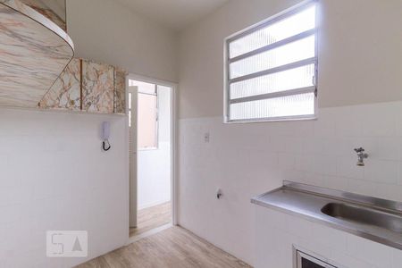 Apartamento à venda com 66m², 2 quartos e sem vaga Apartamento à venda com 66m², 2 quartos e sem vagaCozinha