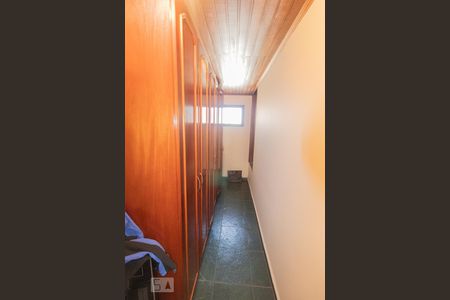 Casa à venda com 700m², 7 quartos e 7 vagas Casa à venda com 700m², 7 quartos e 7 vagasCloset Suíte 4