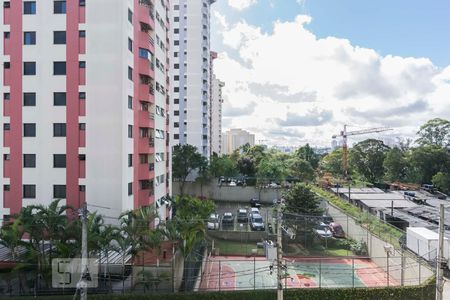Vista de apartamento para alugar com 2 quartos, 47m² em Jardim Celeste, São Paulo