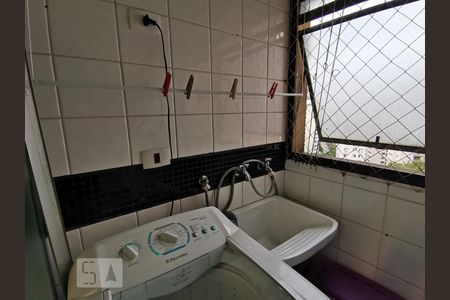 Apartamento à venda com 82m², 2 quartos e 2 vagasÁrea de Serviço