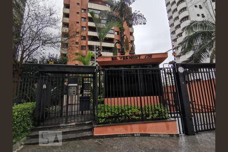 Apartamento à venda com 82m², 2 quartos e 2 vagasFachada