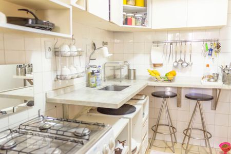 Cozinha de apartamento à venda com 1 quarto, 53m² em Jardim Parque Morumbi, São Paulo