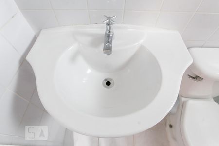 Apartamento à venda com 70m², 3 quartos e 1 vaga Apartamento à venda com 70m², 3 quartos e 1 vagaBanheiro da Suíte 1