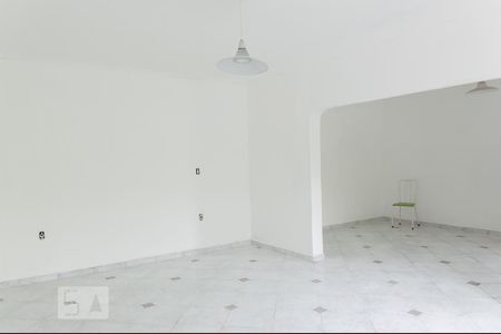 Sala de casa para alugar com 3 quartos, 187m² em Nova Petrópolis, São Bernardo do Campo