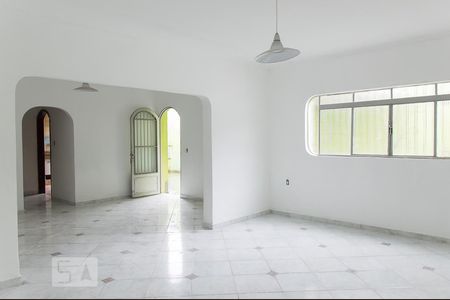 Sala de casa para alugar com 3 quartos, 187m² em Nova Petrópolis, São Bernardo do Campo