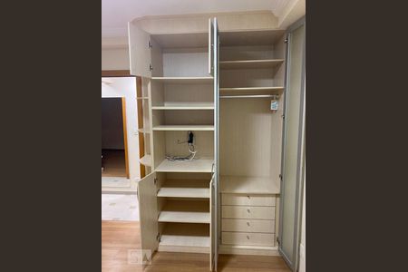 Apartamento à venda com 104m², 3 quartos e 2 vagas Apartamento à venda com 104m², 3 quartos e 2 vagasQuarto 2