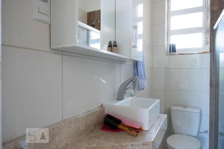 Apartamento à venda com 66m², 2 quartos e sem vaga Apartamento à venda com 66m², 2 quartos e sem vagaBanheiro