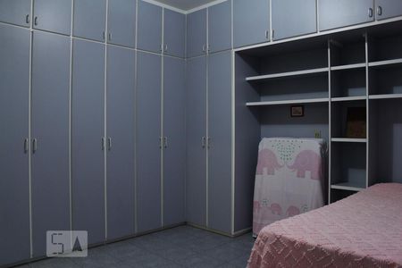 Casa à venda com 272m², 6 quartos e 2 vagasSuíte 1