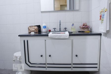 Casa à venda com 272m², 6 quartos e 2 vagasBanheiro da suíte 3