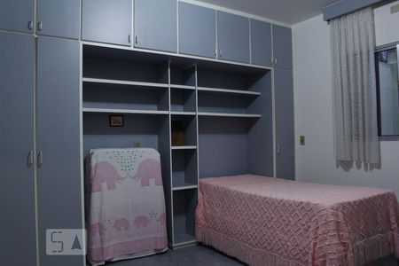 Casa à venda com 272m², 6 quartos e 2 vagasSuíte 1