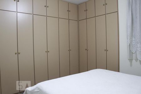 Casa à venda com 272m², 6 quartos e 2 vagasSuíte 3