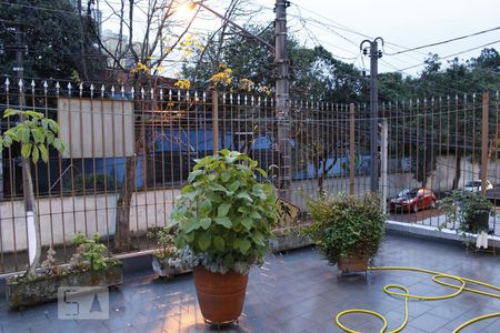 Casa à venda com 272m², 6 quartos e 2 vagasVaranda