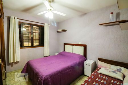 Casa para alugar com 250m², 3 quartos e 2 vagas Casa para alugar com 250m², 3 quartos e 2 vagasQuarto 1