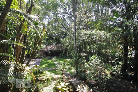 Casa para alugar com 500m², 5 quartos e 4 vagasÁrea Externa