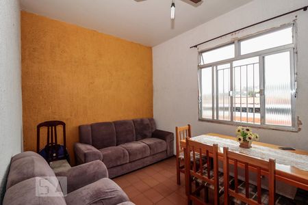 Sala de apartamento para alugar com 2 quartos, 2m² em Piedade, Rio de Janeiro