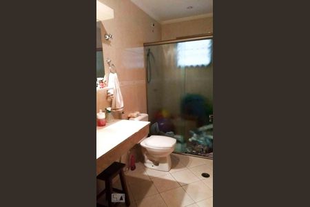 Casa à venda com 287m², 3 quartos e 2 vagas Casa à venda com 287m², 3 quartos e 2 vagasBanheiro Social