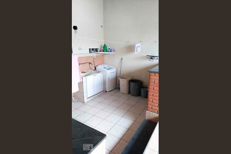 Casa à venda com 287m², 3 quartos e 2 vagas Casa à venda com 287m², 3 quartos e 2 vagasÁrea de Serviço