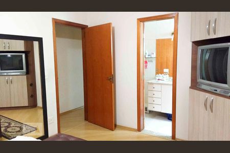 Casa à venda com 287m², 3 quartos e 2 vagas Casa à venda com 287m², 3 quartos e 2 vagasQuarto 2