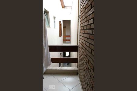 Casa à venda com 287m², 3 quartos e 2 vagas Casa à venda com 287m², 3 quartos e 2 vagasSacada do Quarto 2