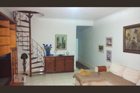 Apartamento à venda com 180m², 4 quartos e 2 vagasSala