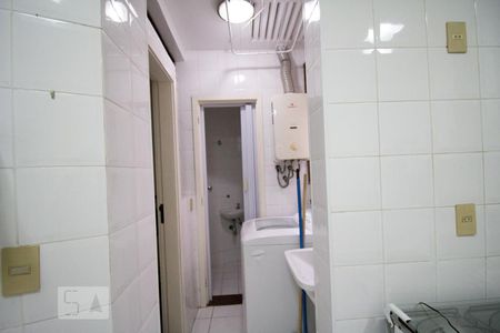 Apartamento para alugar com 135m², 3 quartos e 2 vagas Apartamento para alugar com 135m², 3 quartos e 2 vagasÁrea de Serviço