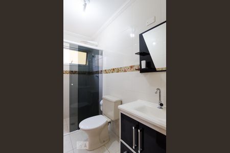 Banheiro de apartamento para alugar com 2 quartos, 75m² em Dos Casa, São Bernardo do Campo