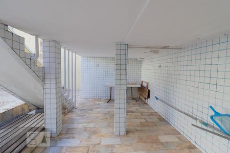 Casa à venda com 300m², 4 quartos e 3 vagas Casa à venda com 300m², 4 quartos e 3 vagasÁrea churrasqueira