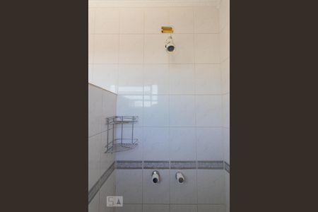 Casa à venda com 300m², 4 quartos e 3 vagas Casa à venda com 300m², 4 quartos e 3 vagasChuveiro suíte