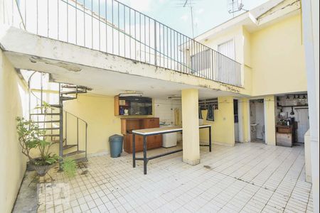 Casa à venda com 413m², 5 quartos e 4 vagasÁrea Externa