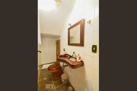 Casa à venda com 413m², 5 quartos e 4 vagasLavabo