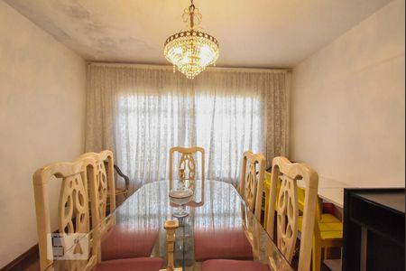 Casa à venda com 413m², 5 quartos e 4 vagasSala de Jantar