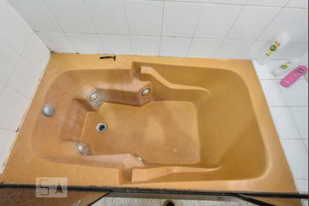 Casa à venda com 413m², 5 quartos e 4 vagasBanheiro Suíte 01