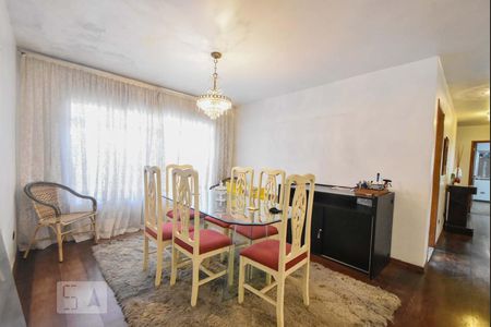 Casa à venda com 413m², 5 quartos e 4 vagasSala de Jantar