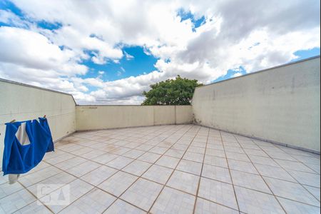 Apartamento à venda com 160m², 3 quartos e 2 vagasCobertura 