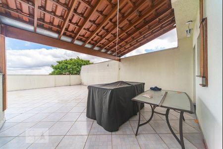 Apartamento à venda com 160m², 3 quartos e 2 vagasCobertura 