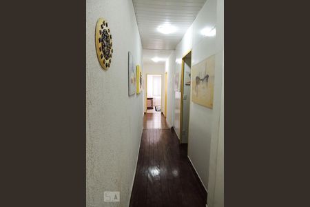 Casa à venda com 170m², 3 quartos e 1 vagaCorredor