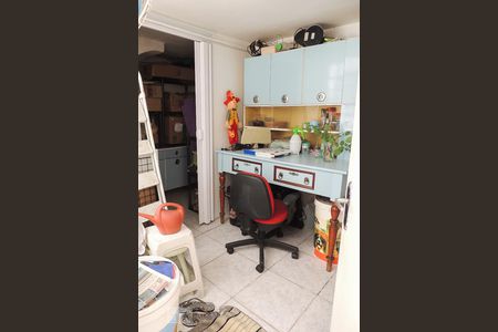 Casa à venda com 170m², 3 quartos e 1 vagaQuarto de Serviço