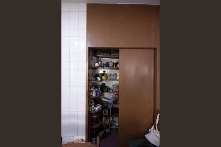 Apartamento à venda com 250m², 3 quartos e 5 vagasDispensa